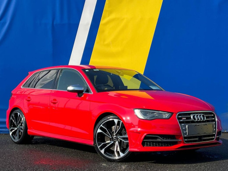 2014 Audi S3 QUATTRO 2.0 TFSI AUTO // LEATHER HEATED & POWERED SEATS // 300 BHP ALL-WHEEL-DRIVE // BLUETOOTH MUSIC