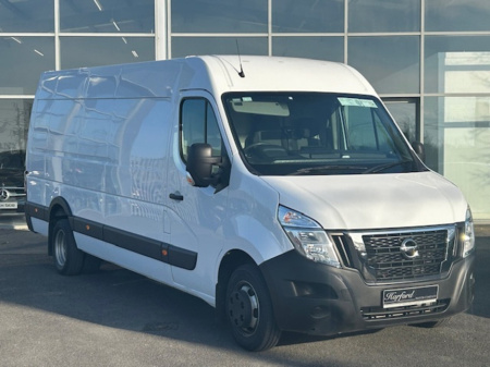2022 Nissan Interstar  €23,945