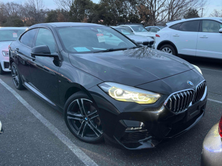 2020 BMW 2 Series 281I BMW Coupe in excellent condition 1/2 leather interior.