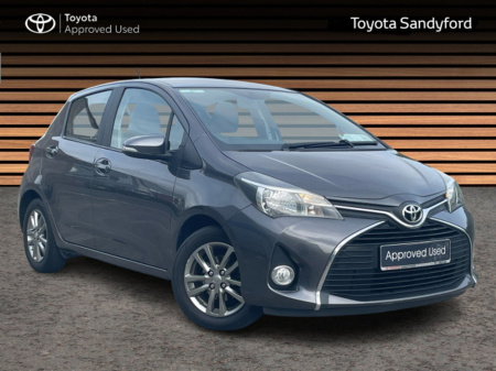 2016 Toyota Yaris 1.0 5DR LUNA // REAR CAMERA // BLUETOOTH // ALLOY WHEELS // €180 ROAD TAX // TOYOTA WARRANTY €12,945