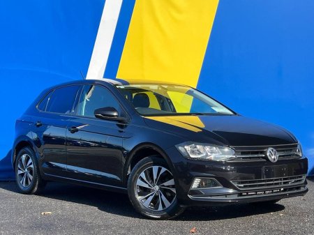 2018 Volkswagen Polo COMFORTLINE 1.0 TSI AUTO // APPLE CARPLAY/ANDROID AUTO // SERVICE HISTORY // DUAL ZONE CLIMATE CONTROL €15,900