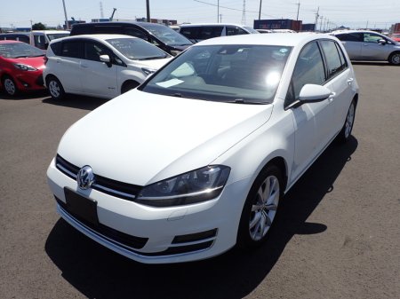 2016 Volkswagen Golf 1.4 TSI HIGHLINE PLUS 5DR HATCHBACK AUTOMATIC // STUNNING 1 OWNER CAR WITH 104,000 KMS // BUY WITH CONFIDENCE AA AND SIMI APPROVED DEALER 2025 // ALL TRADE INS WELCOME // FINANCE ARRANGED //