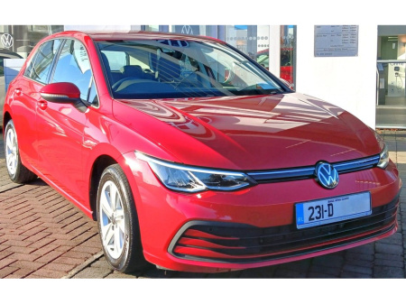 2023 Volkswagen Golf Life 2.0 TDI 115HP *REARVIEW CAMERA, APP CONNECT, CALL US TODAY*