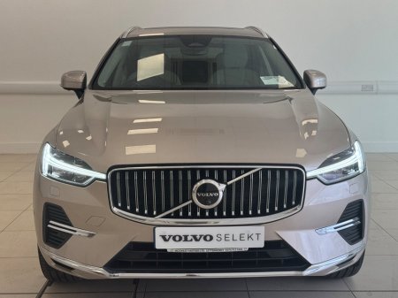 2023 Volvo XC60 T8 Recharge PHEV 455hp AT8 Ultimate Dark €58,950