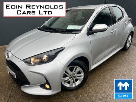 2021 Toyota Yaris HYBRID LUNA 5DR AUTO €15,995