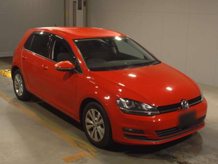 2016 Volkswagen Golf 1.2 litre Golf Hatchback in Bright Red , in immaculate condition Ready in New Year !!