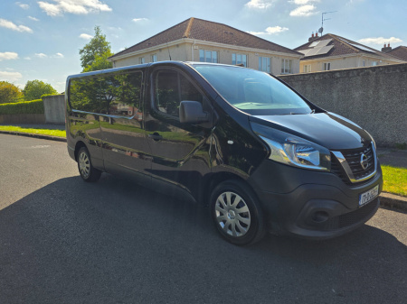 2017 Nissan NV300 LWB 120 XE 4DR