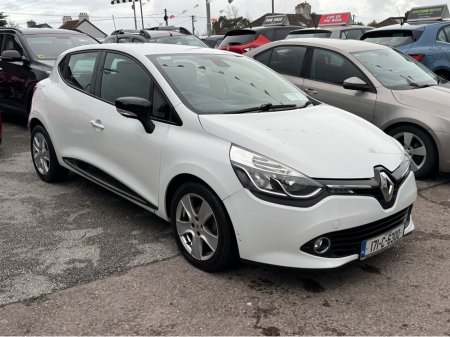 2017 Renault Clio Ideal starter car €10,500