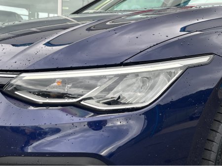 2022 Volkswagen Golf LIFE TDI