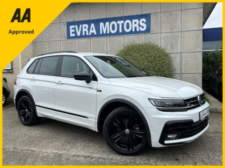 2020 Volkswagen Tiguan R-LINE 4MOTION AUTOMATIC 2.0 DIESEL //MASSIVE SPEC//HEATED REAR SEATS//HEAD UP DISPLAY//360 PARKING CAMERAS//