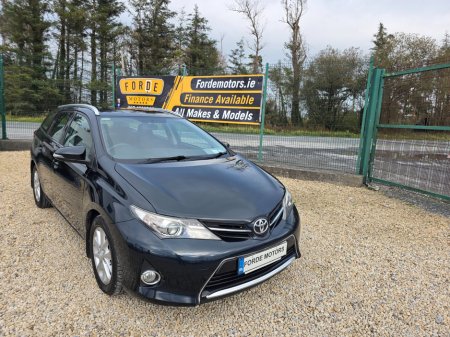 2014 Toyota Auris D-4D 90 (1.4) 5Dr Sol