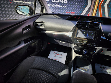 2021 Toyota Prius 6AA-ZVW51