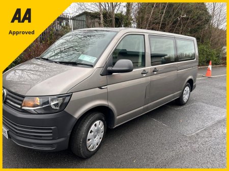 2016 Volkswagen Transporter Kombi / 2016 / 2.0L Diesel / Manual