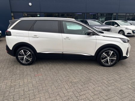 2023 Peugeot 5008  €34,950