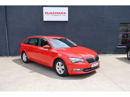 2016 Skoda Superb COMBI ACTIVE AUTO ESTATE Very Low Mileage Exceptional Condition!