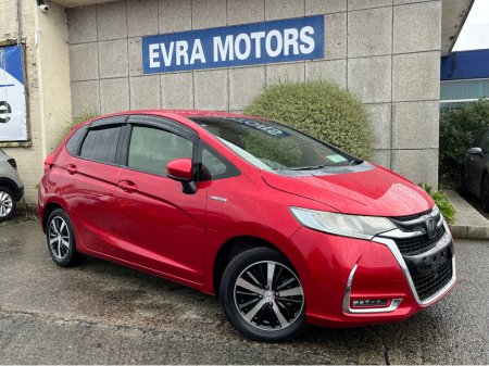 2018 Honda Fit AUTOMATIC HYBRID 1.5 PETROL //REVERSE CAMERA//ADAPTIVE CRUISE CONTROL//KEYLESS ENTRY//