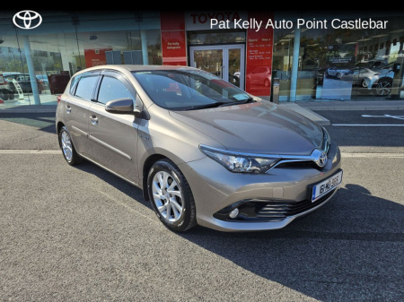 2016 Toyota Auris AURIS 1.8 HYBRID LUNA €15,900