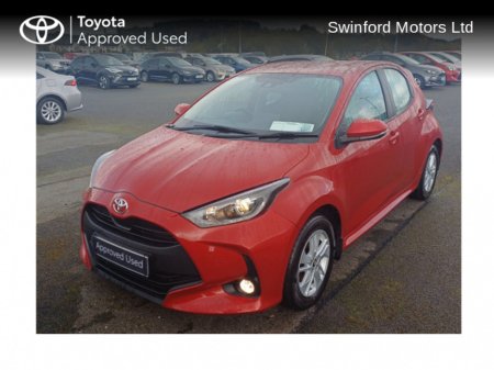 2022 Toyota Yaris 1.5 LUNA 4DR €21,500