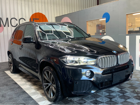 2016 BMW X5 AUTOMATIC X5 X-DRIVE 40e M-SPORT / 62k KMs / Sunroof, Front & Rear Heated Seats & More
