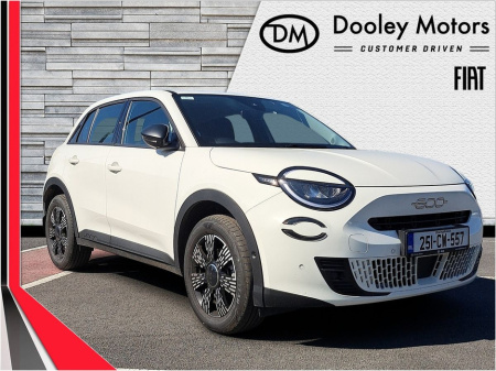 2025 Fiat 600 1.2 100hp Hybrid Auto eDCT 6 €30,950