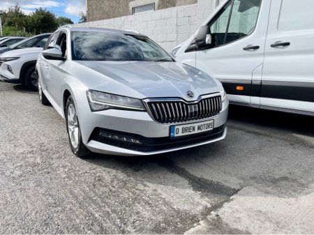 2023 Skoda Superb AMBITION COMBI 2.0 TDI 150HP MANUAL 5DR ESTATE