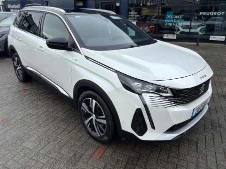 2024 Peugeot 5008 