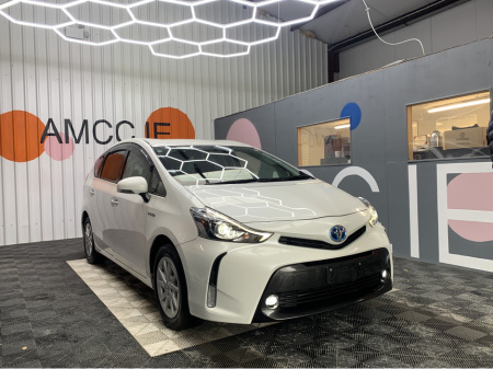 2016 Toyota Prius Alpha 7 SEATER 1.8 HYBRID / 83k KMs / Reverse Camera