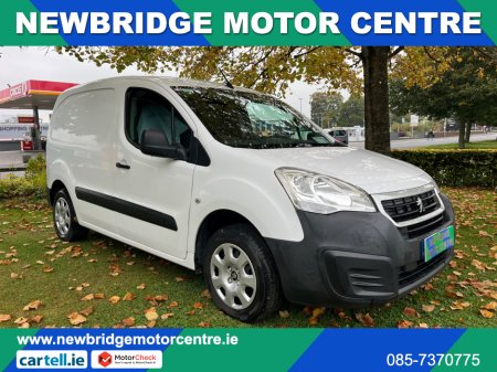 2017 Peugeot Partner PROFESSIONAL L1 BLUE H HDI 800 LX 3DR