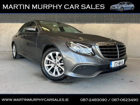 2017 Mercedes-Benz E Class E200 EXCLUSIVE * LOW KMS *