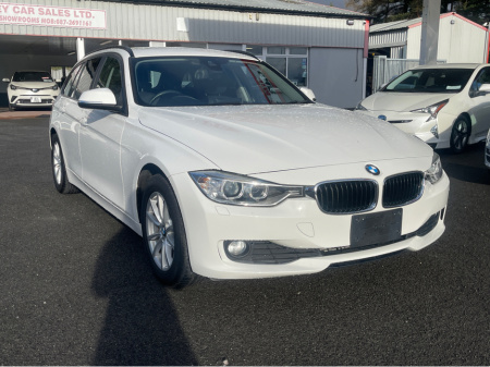 2015 BMW 3 Series 2015-1 BMW 320D EST