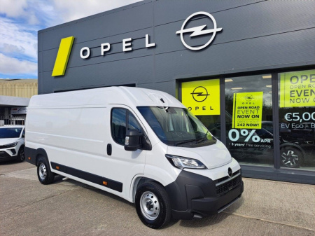 2025 Opel Movano 