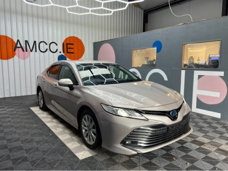 2019 Toyota Camry TOYOTA CAMRY 2.5 HYBRID / 62k KMs / REVERSE CAMERA , ADAPTIVE CRUISE & MORE €22,950