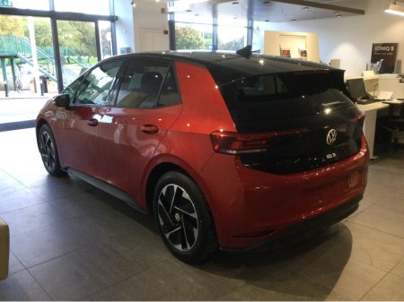 2023 Volkswagen ID.3 LIFE PRO ** Only 11k kms ** €24,500