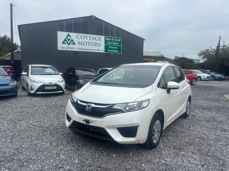 2016 Honda Fit  €11,500