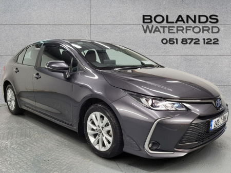 2024 Toyota Corolla 1.8 Hybrid Luna Saloon €32,975