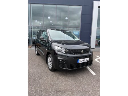 2022 Peugeot Partner 