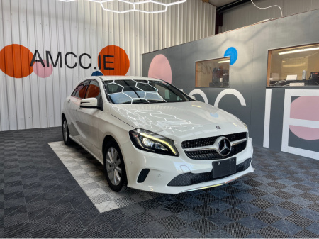 2016 Mercedes-Benz A Class A180 / 44k KMs / HEATED SEATS , REVERSE CAMERA & MORE