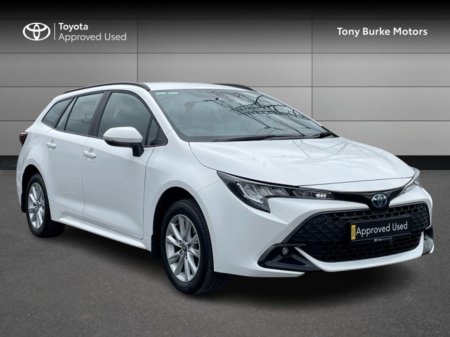 2025 Toyota Corolla Tourer - Estate - Save EUR 3,500 - Luna - 1.8 Hybrid - 5dr - Our Demo - Excellent Features // Remote Central Locking // Front Electric Windows // Rear Electric Windows // Electric Mirrors // Heated Mi