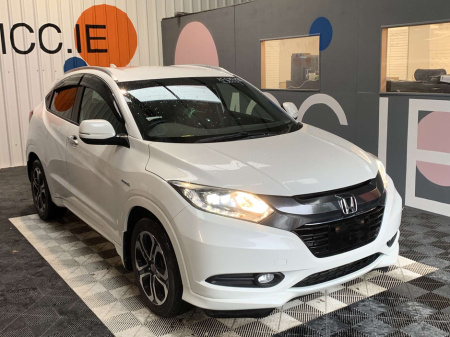 2016 Honda Vezel 1.5 Hybrid/Half Leather Trim/Reverse Camera/Honda Vezel Automatic