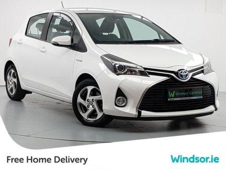 2016 Toyota Yaris Hybrid Luxury