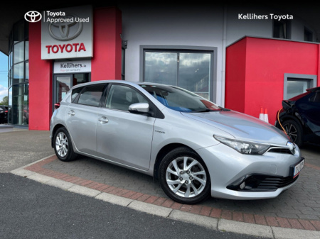 2017 Toyota Auris HYBRID ELECTRIC LUNA €16,000