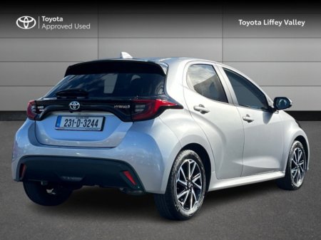 2023 Toyota Yaris 1.5 LUNA SPORT 4DR AUTO €25,950
