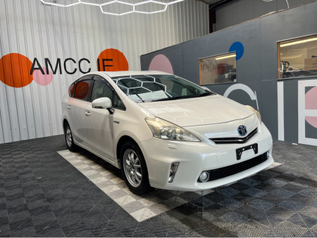 2013 Toyota Prius Alpha PRIUS ALPHA 7 SEATER HYBRID / 99k KMs / ADAPTIVE CRUISE & MORE