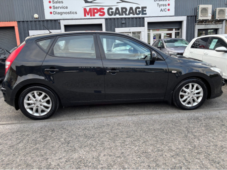 2010 Hyundai i30 1.6 CRDi 90bhp Deluxe Eco €4,650