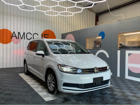 2018 Volkswagen Touran TDI COMFORT LINE / 56k KMs / Adaptive Cruise, Reverse Camera & More