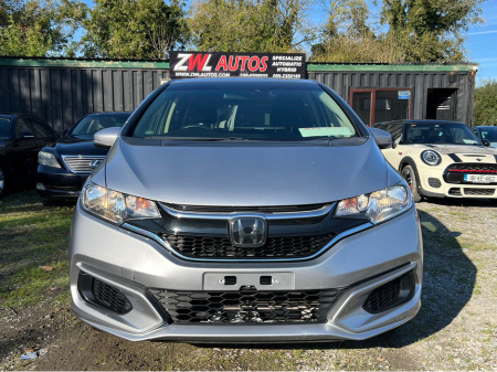 2019 Honda Fit DAA-GP5 €13,950