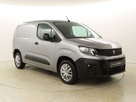 2021 Peugeot Partner  €13,850