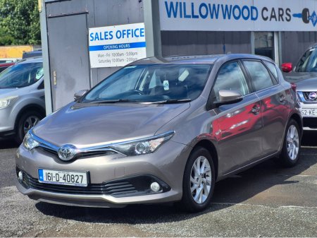 2016 Toyota Auris 1.4 D-4D LUNA 4DR