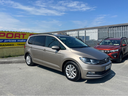 2016 Volkswagen Touran CL BLUEMOTION 1.6 TDI MANUAL 6SPEED FWD 110 5DR Finance Available own this car from €77 per week €15,999