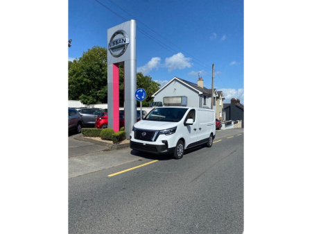 2025 Nissan Primastar 9 speed AUTOMATIC. LWB 150hp Premium model @ Cabra Cars